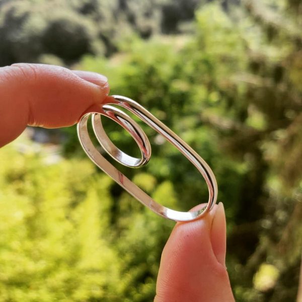 laura-essayie-lenvers-du-decor-bague-tornado