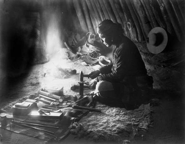 navajo-silversmith